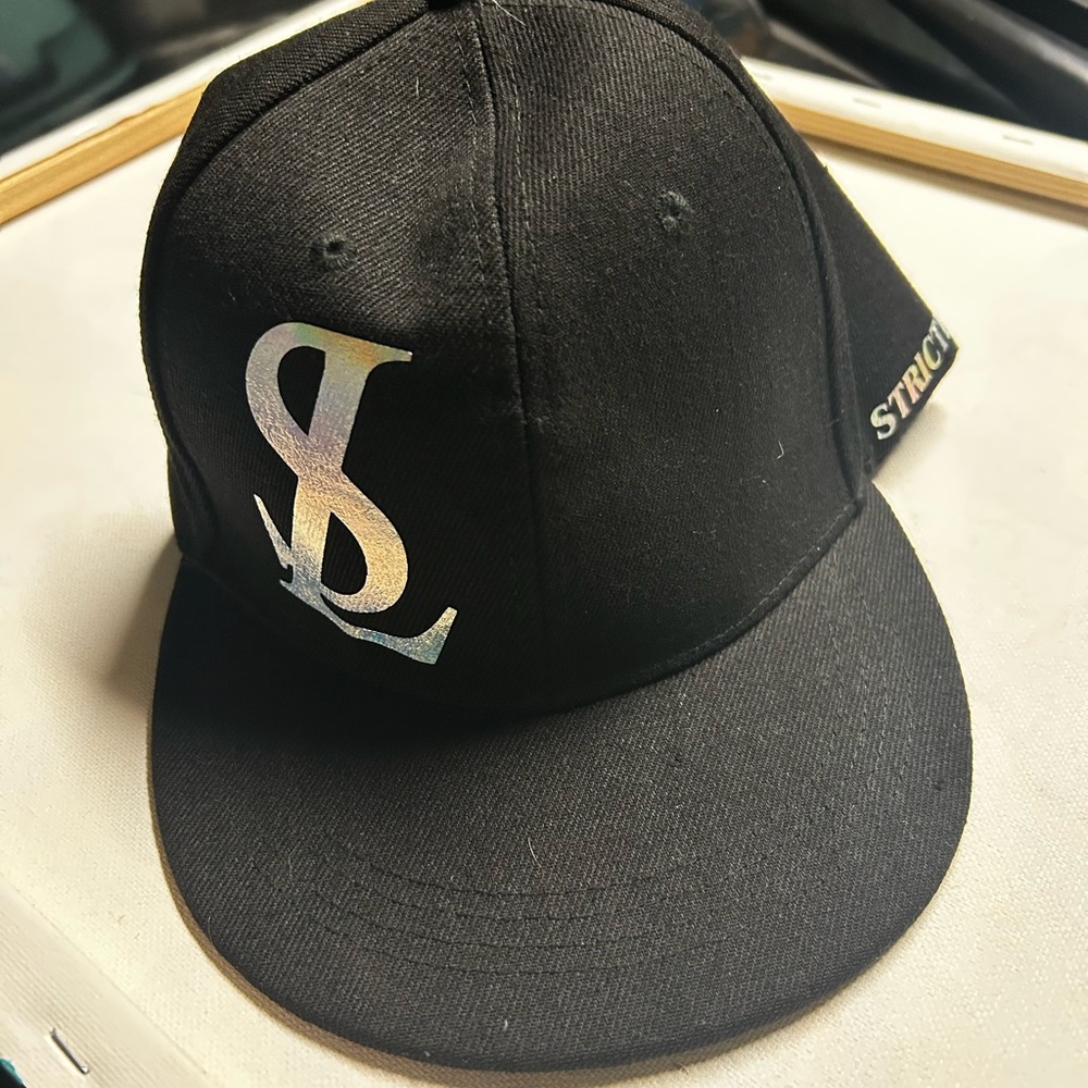 Black Baseball Cap With Logo - image 1